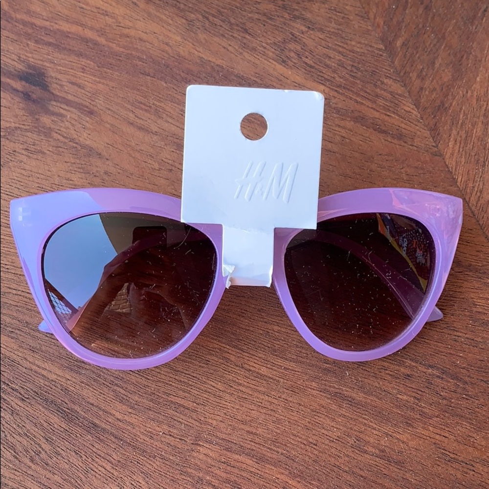 H&M purple cat eye glasses
